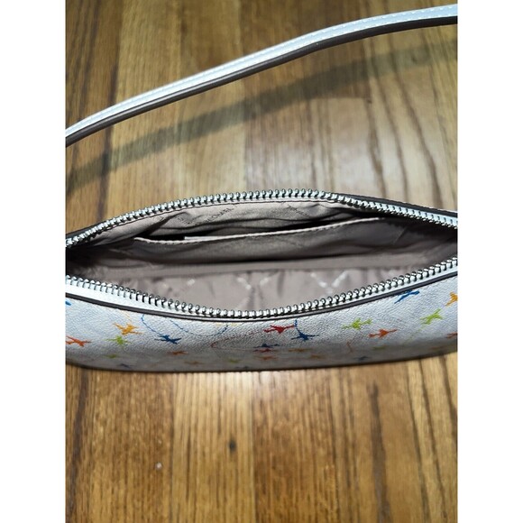 NWT MICHAEL KORS JET SET WHITE MULTI EAST WEST AIRPLANE PRINT POUCHETTE BAG - Picture 7 of 8